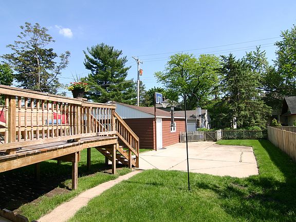 4th image of 1405 Camp Ave