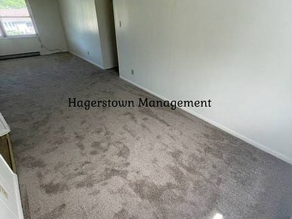 3rd image of 13820 Weaver Ave #3
