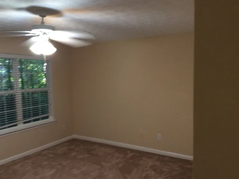 4015 Yellow Pine Ct — Photo 22