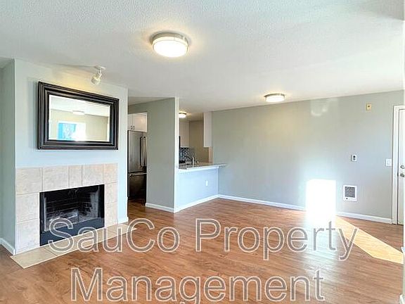 5th image of 6044 SE Drake St Unit 103-1