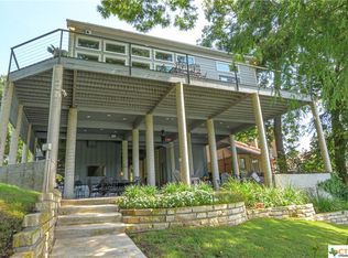 2579 Blumberg Park, Seguin, TX 78155
