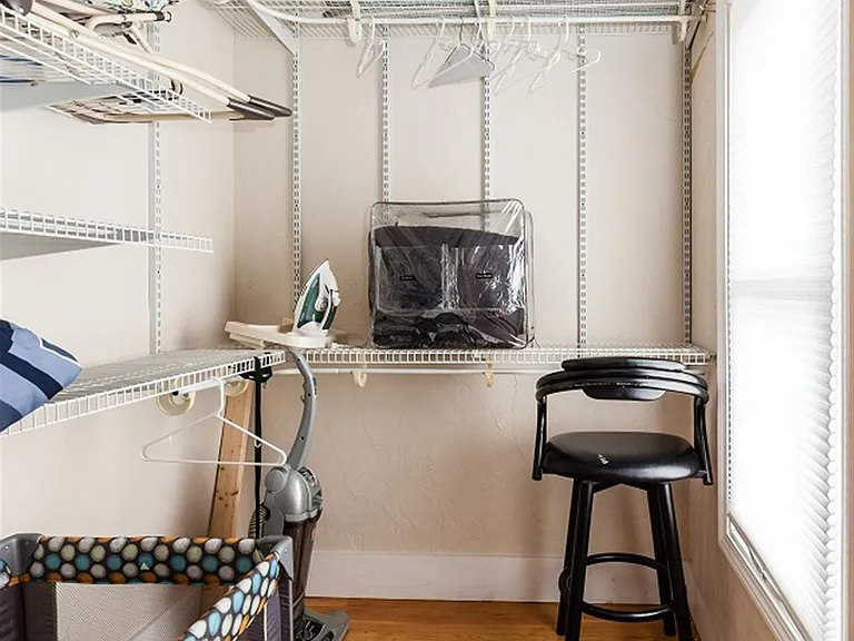 36 Florence St #1 — Photo 6