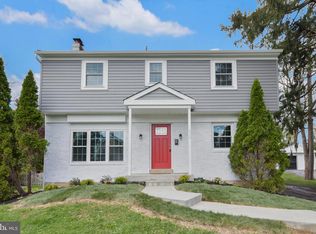 638 E Manoa Rd, Havertown, PA 19083