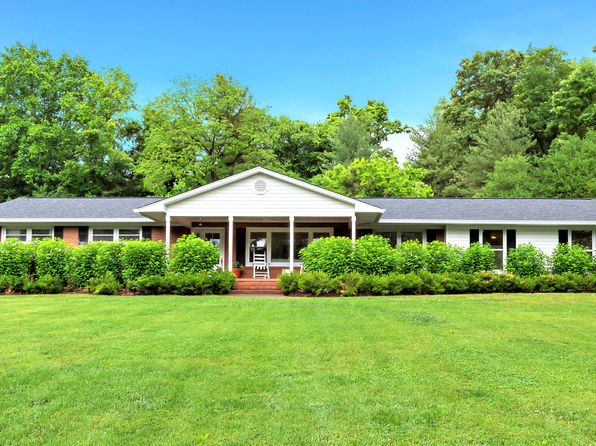 130 Shady Brook Ln