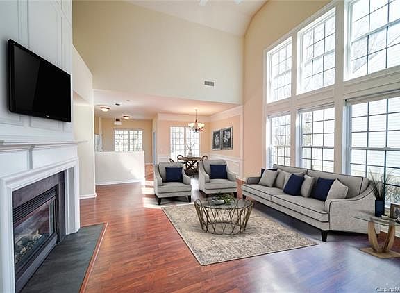 2nd image of 8609 Annabel Lee Ln