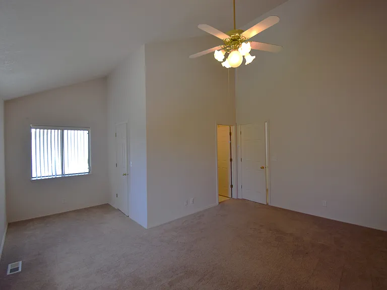 57 E Ranch Dr — Photo 12