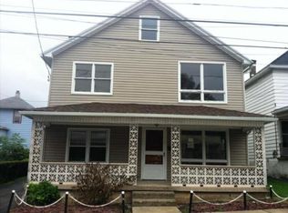 21 Fairview St, Carbondale, PA 18407