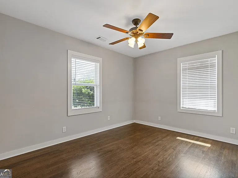 2779 Horse Shoe Dr — Photo 18