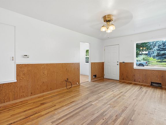 5th image of 2123 Schaefer Dr