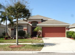 312 9th St NE, Ruskin, FL 33570