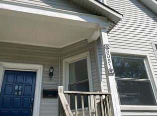 3051 N Sawyer Ave FLOOR 1, Chicago, IL 60618