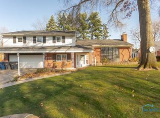 2015 Glen Arbor Dr, Toledo, OH 43614