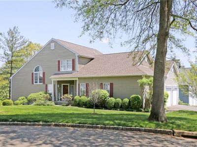 10 Palmer Bridge #10, Fairfield, CT, 06824