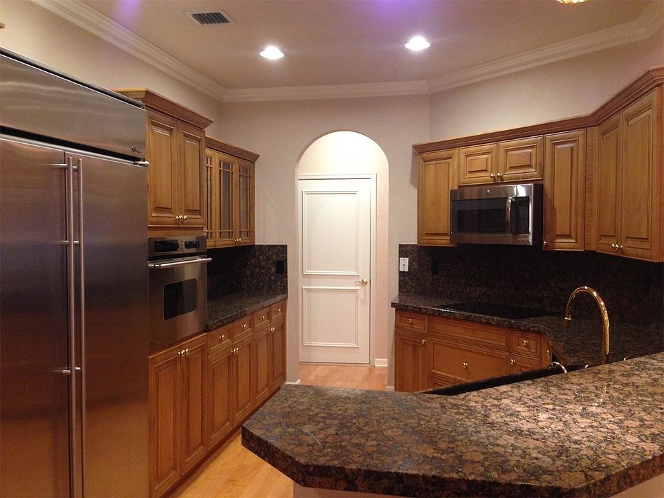 1st image of 1620 Passion Vine Cir #291