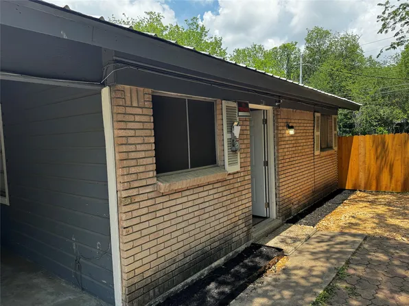 202 W North Loop Blvd #B, Austin, TX 78751