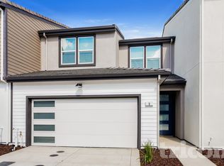 9 Adella Pl, Sacramento, CA 95832