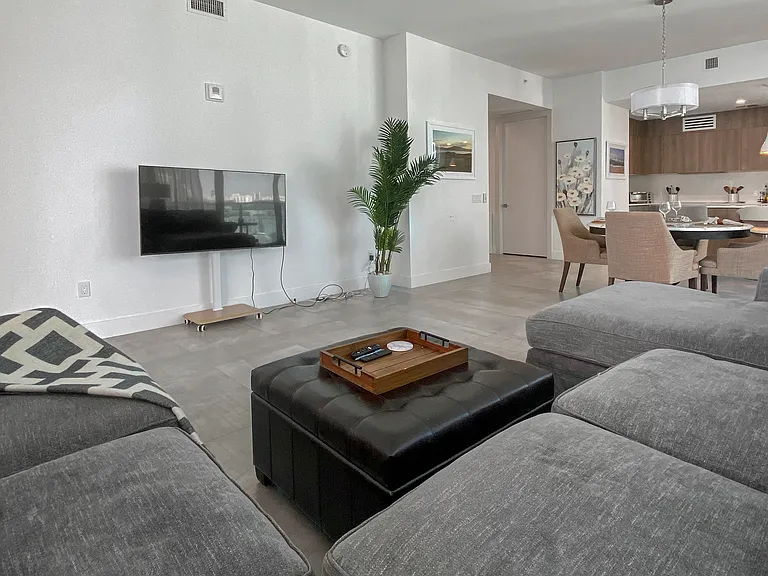 17550 Collins Ave #1205 — Photo 5