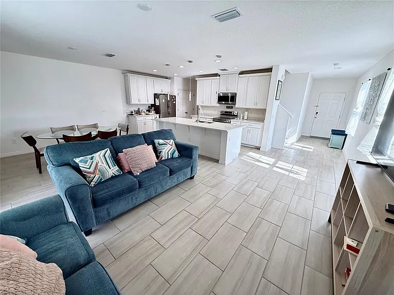 1603 Cloudy Ct — Photo 12