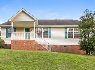 5225 Milhaven Ln, Charlotte, NC 28269