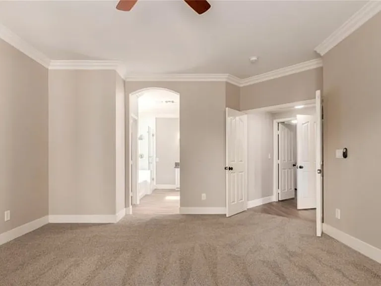 264 Pointe Ranier Ave — Photo 17