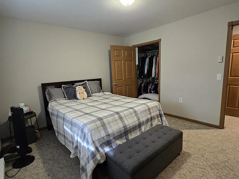 530 Cottonwood Dr #1 — Photo 14