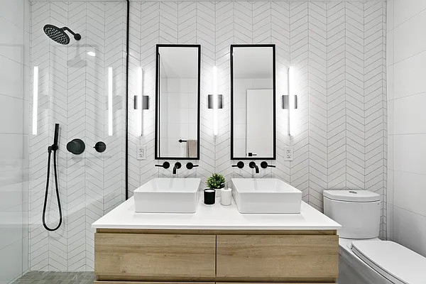 Sold by MNS | media 6