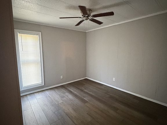 5th image of 1901 S Seale Rd Unit A