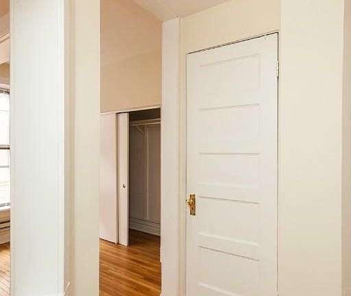 2nd image of 428 W Belden Ave #1128
