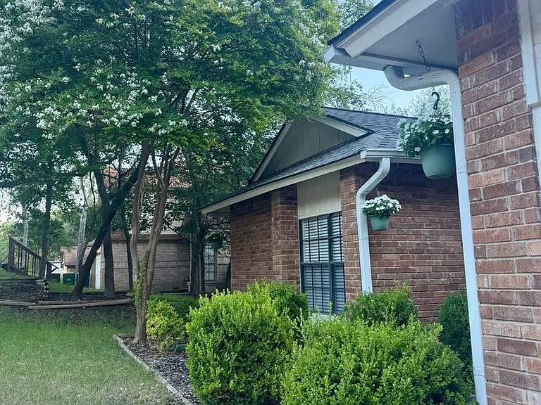 13407 Stairock St — Photo 4