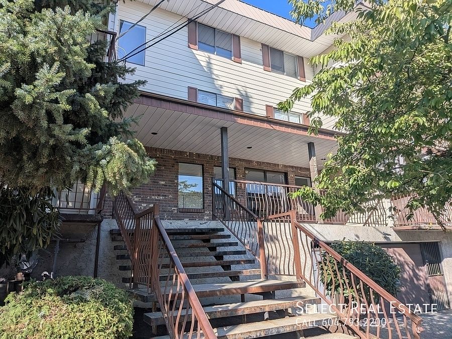 1st image of 45749 Spadina Ave #203