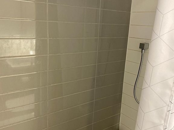 4th image of 170 Bayview Ave #2107