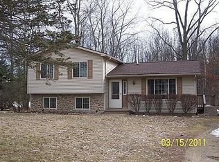 4483 Dutcher Rd, Howell, MI 48843