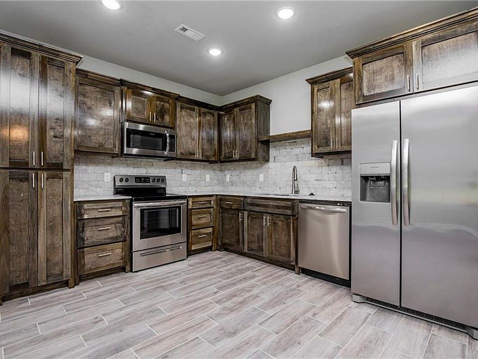 1903B Azlin Pl, Siloam Springs, AR 72761 Zillow