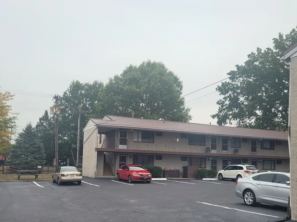 5616 Youngstown Warren Rd #B-6, Niles, OH 44446