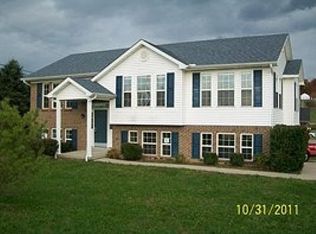 996 Misty Dr, Berea, KY 40403