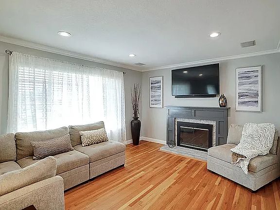 2nd image of 6085 Miwok Dr