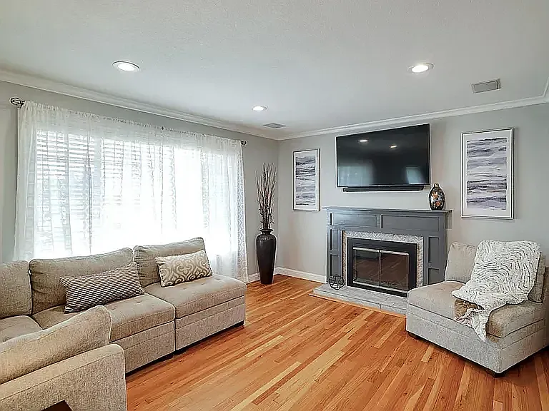 6085 Miwok Dr — Photo 2