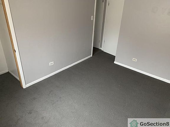 5th image of 14114 S School St APT 1W