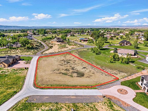 2nd image of 920-25 3/4 Rd