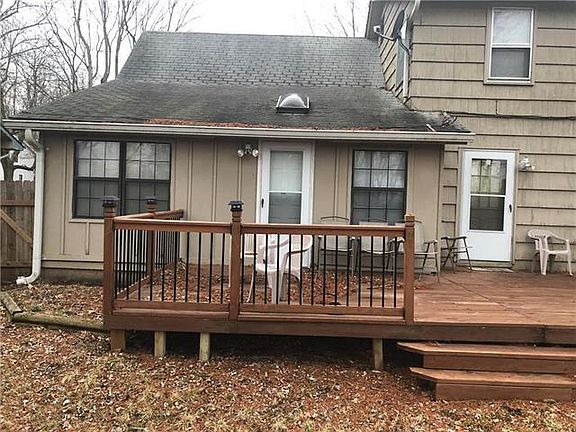 4th image of 13501 Lowell Ave