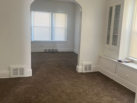 5th image of 11014 Dove Ave