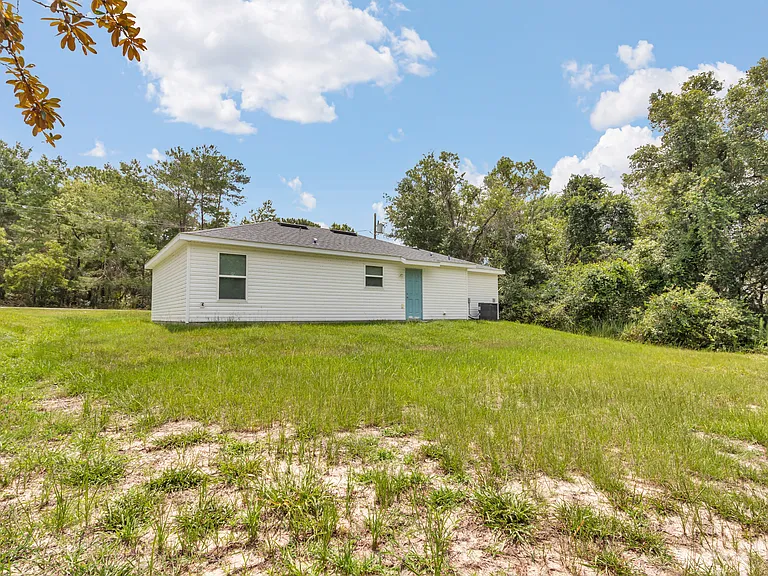 12 Olive Cir — Photo 17