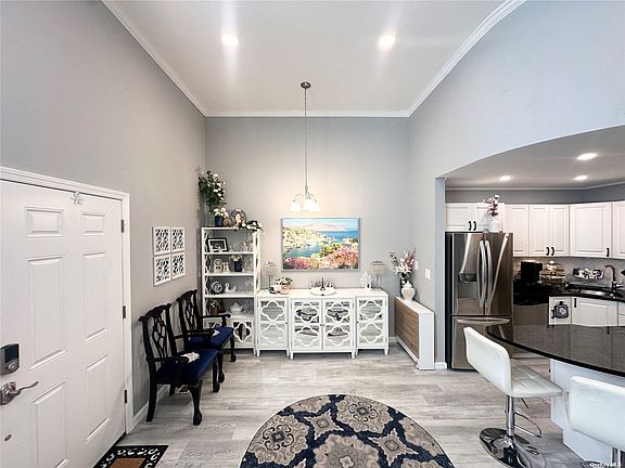 5th image of 45 E Broadway #102