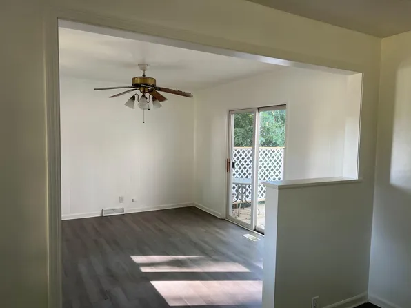209 Blakeslee St #9, Galien, MI 49113
