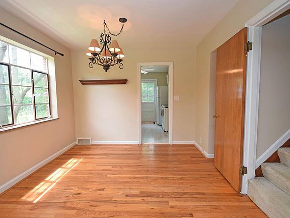 4th image of 6451 Craigland Ct