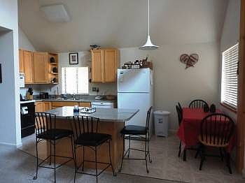 3rd image of 10059 Palisades Dr Ste 1