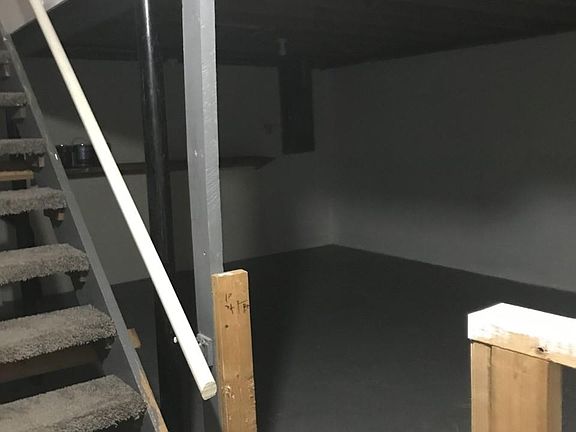 5th image of 3345 Hiwood Ave