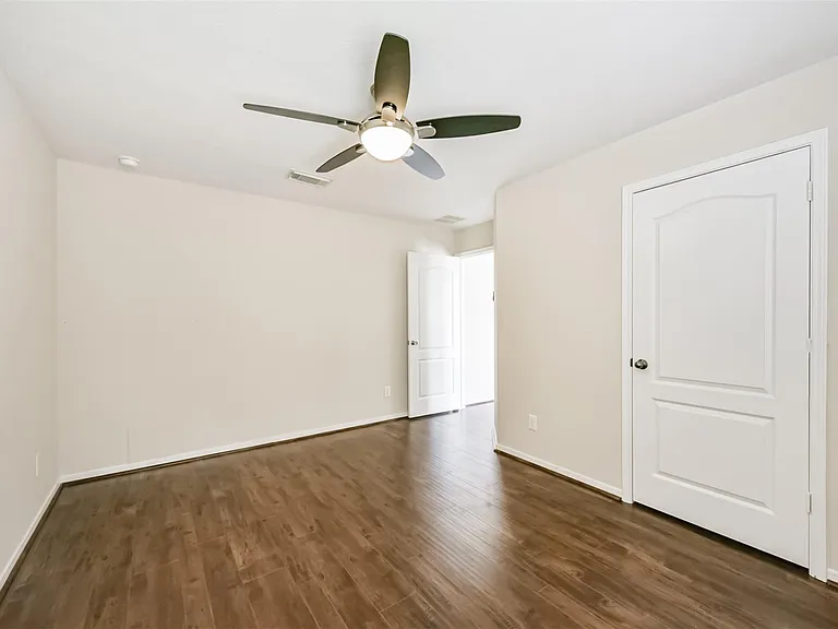 2601 Hewn Rock Way — Photo 25