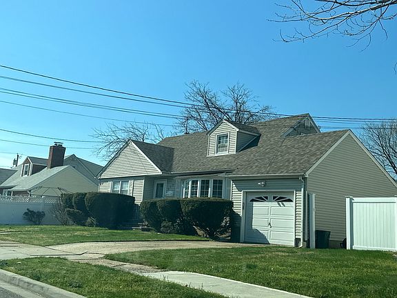 3rd image of 517 Linwood St