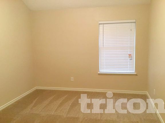 5th image of 1558 Aberdeen Dr